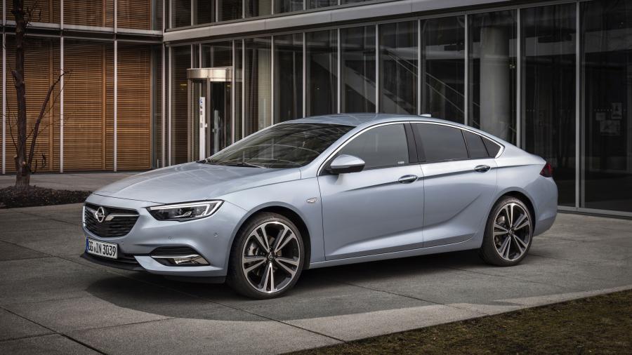  Opel Insignia Grand Sport Turbo D 2017 года  (фото 17 из 29)